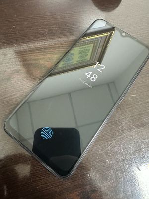 Vivo v21e 8/128 gb