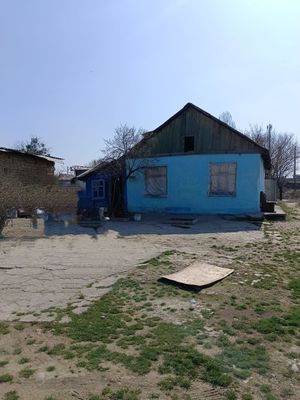 Свой дом старой постройки