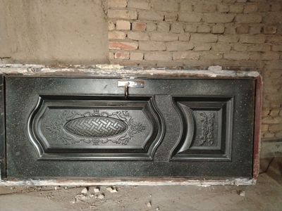 Темир есик бар алатындар жазын