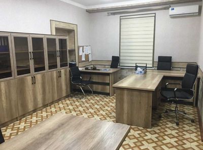 Офис с Мебелью Вдоль дороги
