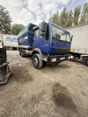 Ishlab turgan moshina