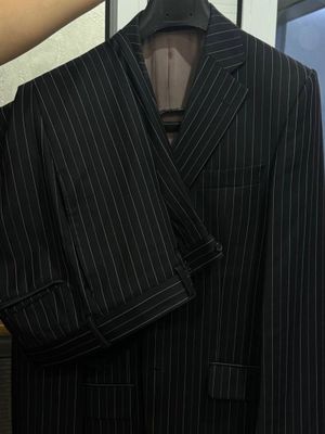 Мужской костюм HUGO BOSS