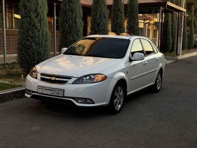 Jentra 2022 A/T Propan Navarot