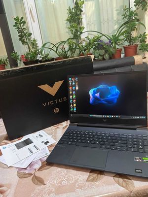 VICTUS by HP gaming 15-fb