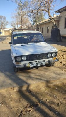 Vaz 2106 sotiladi