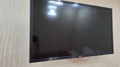 Продаётся смарт телевизор SAMSUNG 32 дюйма