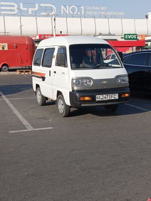 Damas rusumli avtomobil sotiladi