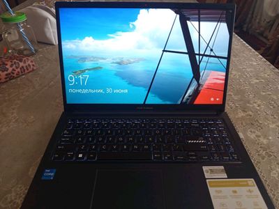 Ноутбук Asus vivobook