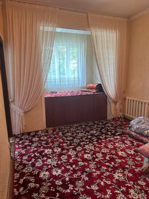 сельхоз перекресток, Сампини олдида