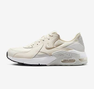 Новые кроссовки Nike Air Max