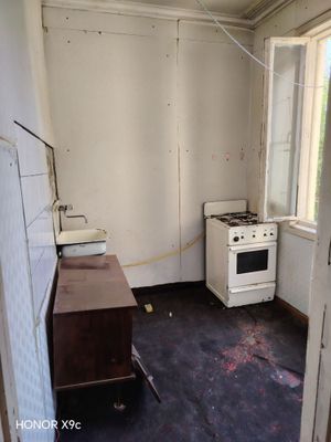 Аренда куйлюк 1. 2 ком 2 этаж 250$ пустой