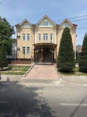 Аренда дом/участок Под офис яккасарай вдоль дороги 700м2
