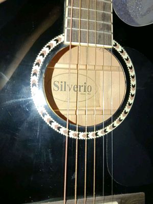 Qora Akustik Gitara 40/41 (Silverio since 1984)