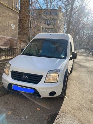 Фургон Ford Tansit Connect 1,8 Turbo