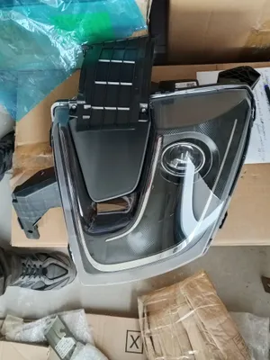 Фара Hongqi 
Фара противотуманная правая передняя