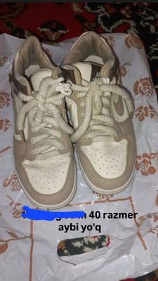 100minga emas 60minga beraman ayollar krasovkasi