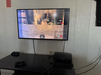 5 ta playstation 3 sotiladi