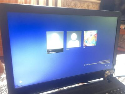 Lenovo notebook blan sambufer 2ta kalonkasiblan srocni sotiladi
