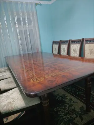 Stol-Stul.Yaxwi sostayaniyada