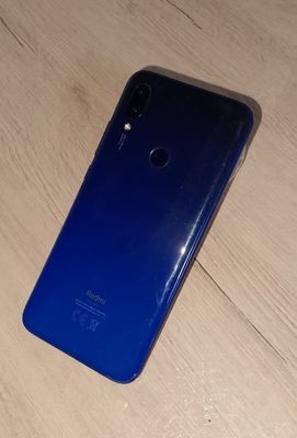 Srochna sotuladi Telefon Redmi 7