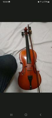 musiqa instrument sotiladi