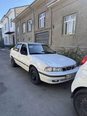 Nexia 1 Sotladi moshina yaxw gazi bor