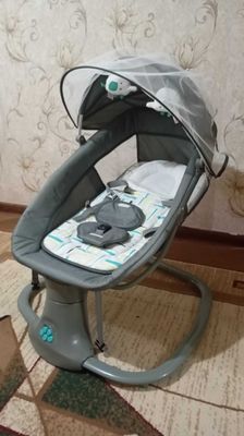 Детский шезлонг-качалка