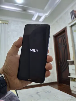 XiomiI Redmi 8 MuiI