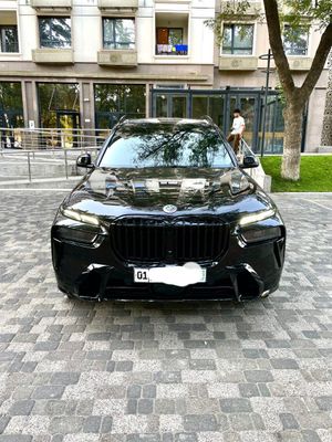 Продается BMW X7 40I