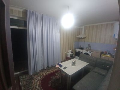 Икки сотикли Уй зудлик бн сотилади