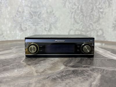 Pioneer DEH-P80RS2+kenwood usilitel