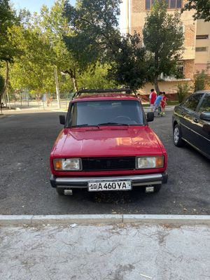 2104 sotiladi 1985 yil