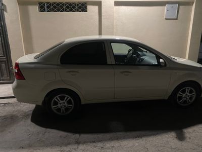 Sotiladi Nexia 3!!!