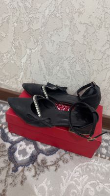 продам балетки красивые за дешево