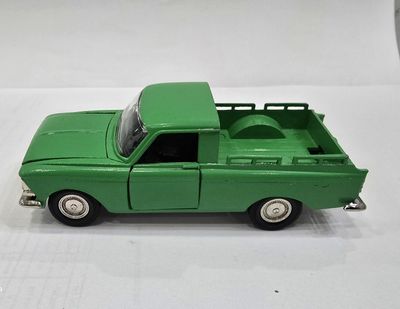Продам модель автомобиля москвич пикап