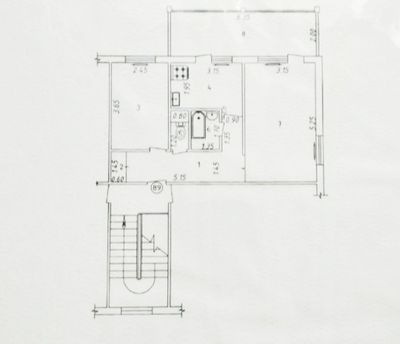 Продам 2 х комнатная квартира 4 этаж 5 этажка на Карасу 6