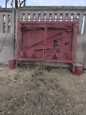 Пожарный щит с плакатом