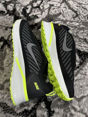Yangi Nike krasofka sotiladi 43 Razmer