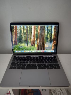 Macbook Pro 2019/i7/16/512/ideal
