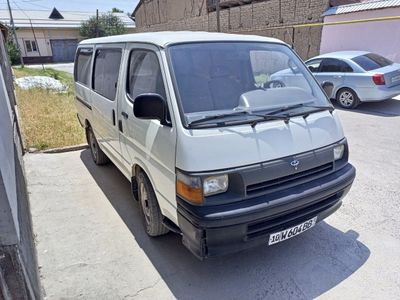 TOYOTA HIACE tayota hiace sotiladi zudlik bilan