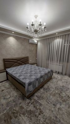 Сдаю 2 ком квартиру на Шахристанской