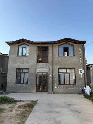 Uy sotiladi Nazarbek Hovli