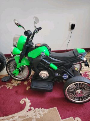 mototsikl sotiladi zaryadlanadi pedolli
