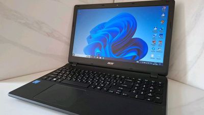 Acer aspire i3