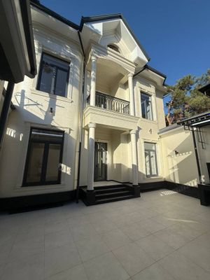 Продажа евро дом Циалковского 300м2