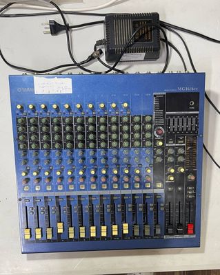 Микшерный пульт YAMAHA (11 канальный)