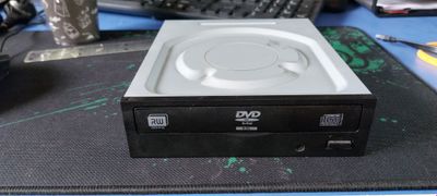 Kompyuter uchun DVD (diskout)