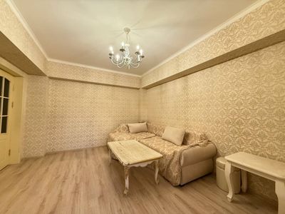 Продается 2х ком. квартира на ЦУМ Ц-7, ор-р: 110 школа, 45м2