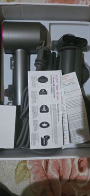 Dyson Leafles hair dryer