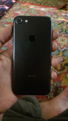 Iphone 7 kamchiliklari :qirilgan choylari bor